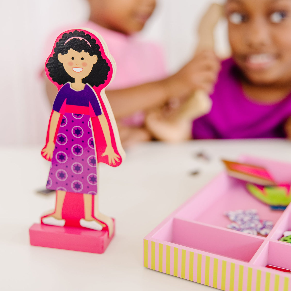 Abby & Emma Magnetic Pretend Play L7