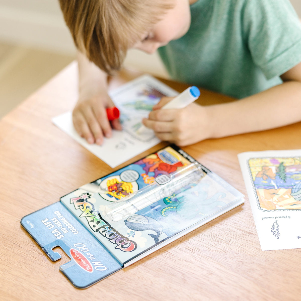 On the Go™ ColorBlast Color Reveal Pad – Sea Life H8