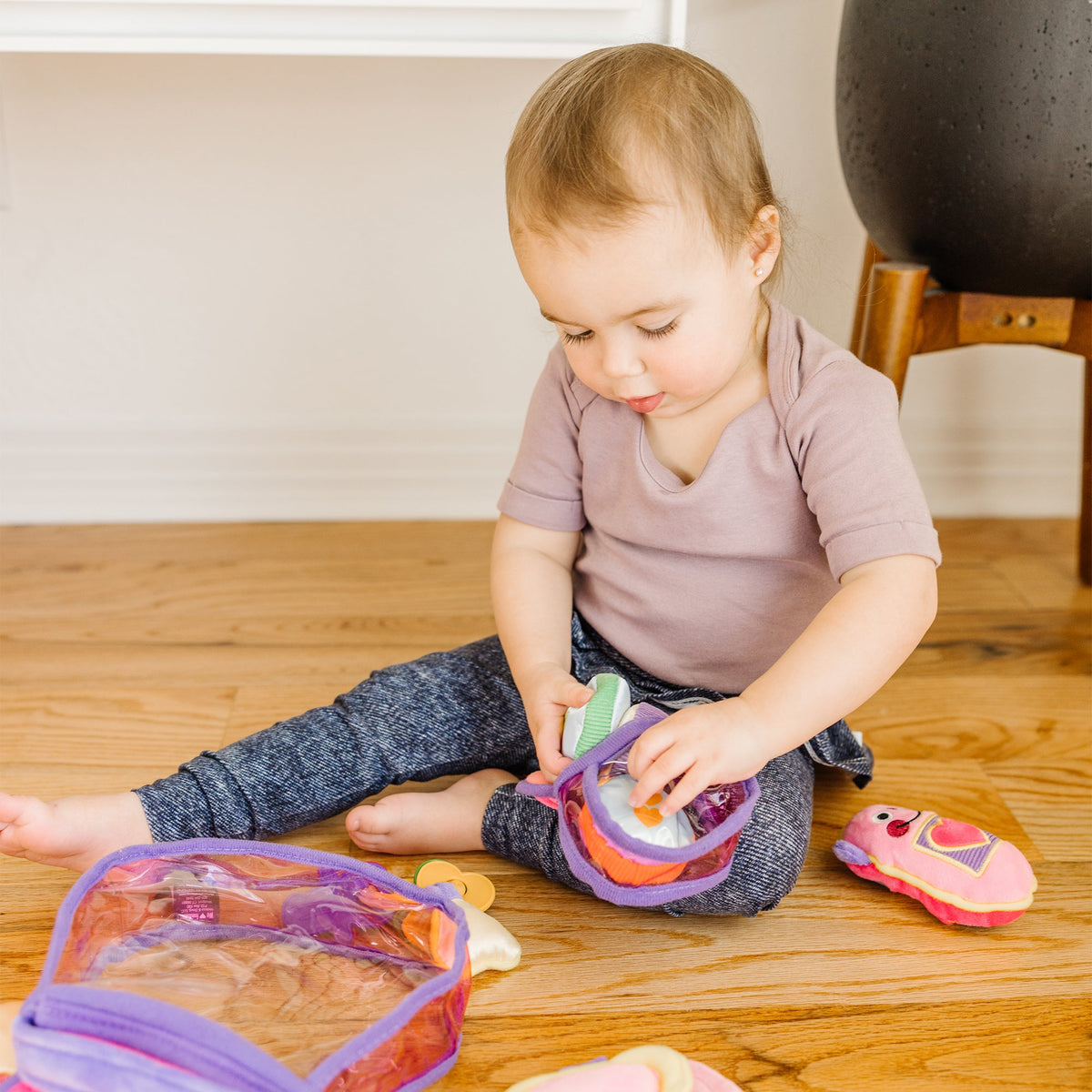 Pretty Purse Fill & Spill Toddler Toy M4