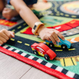 Round the Speedway Race Track Rug & Car Set F4