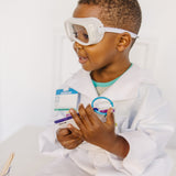 Scientist Role Play Set Q9