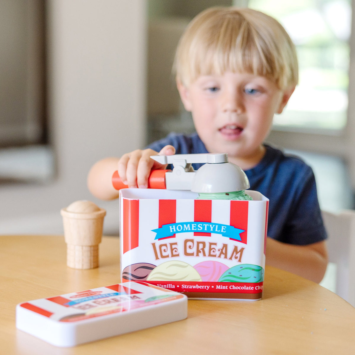 Scoop & Stack Ice Cream Cone Magnetic Play Set E3