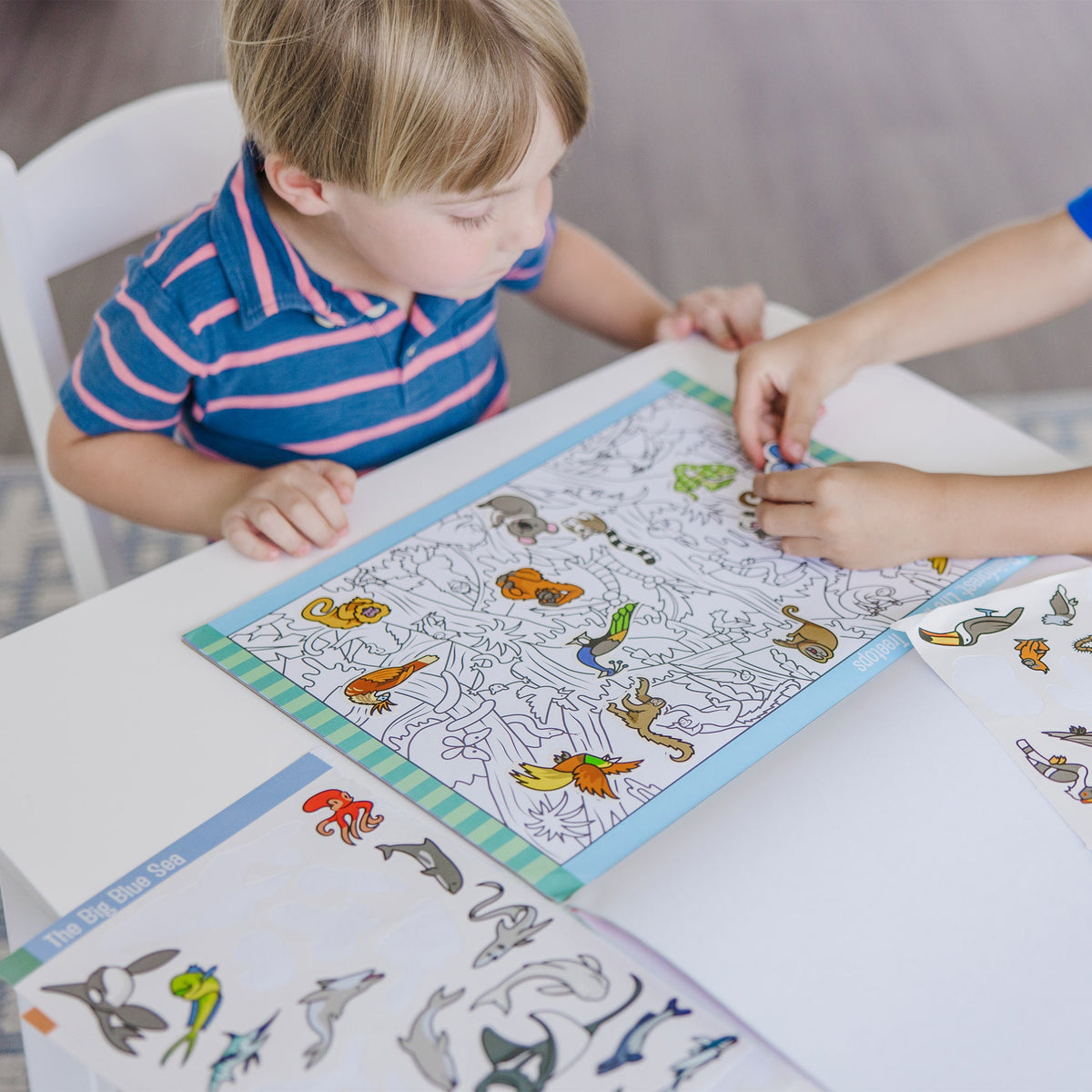 Seek & Find Sticker Pad – Animals E3