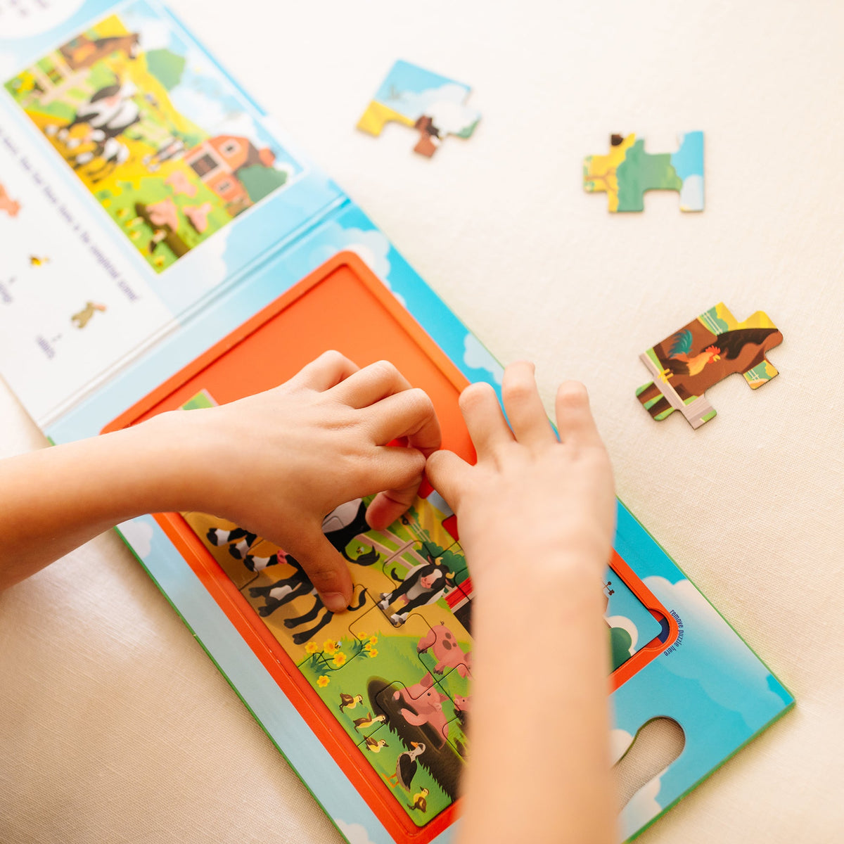 Take-Along Magnetic Jigsaw Puzzles – On the Farm N0