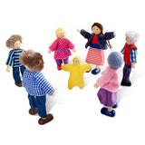 Wooden Doll Family Q6
